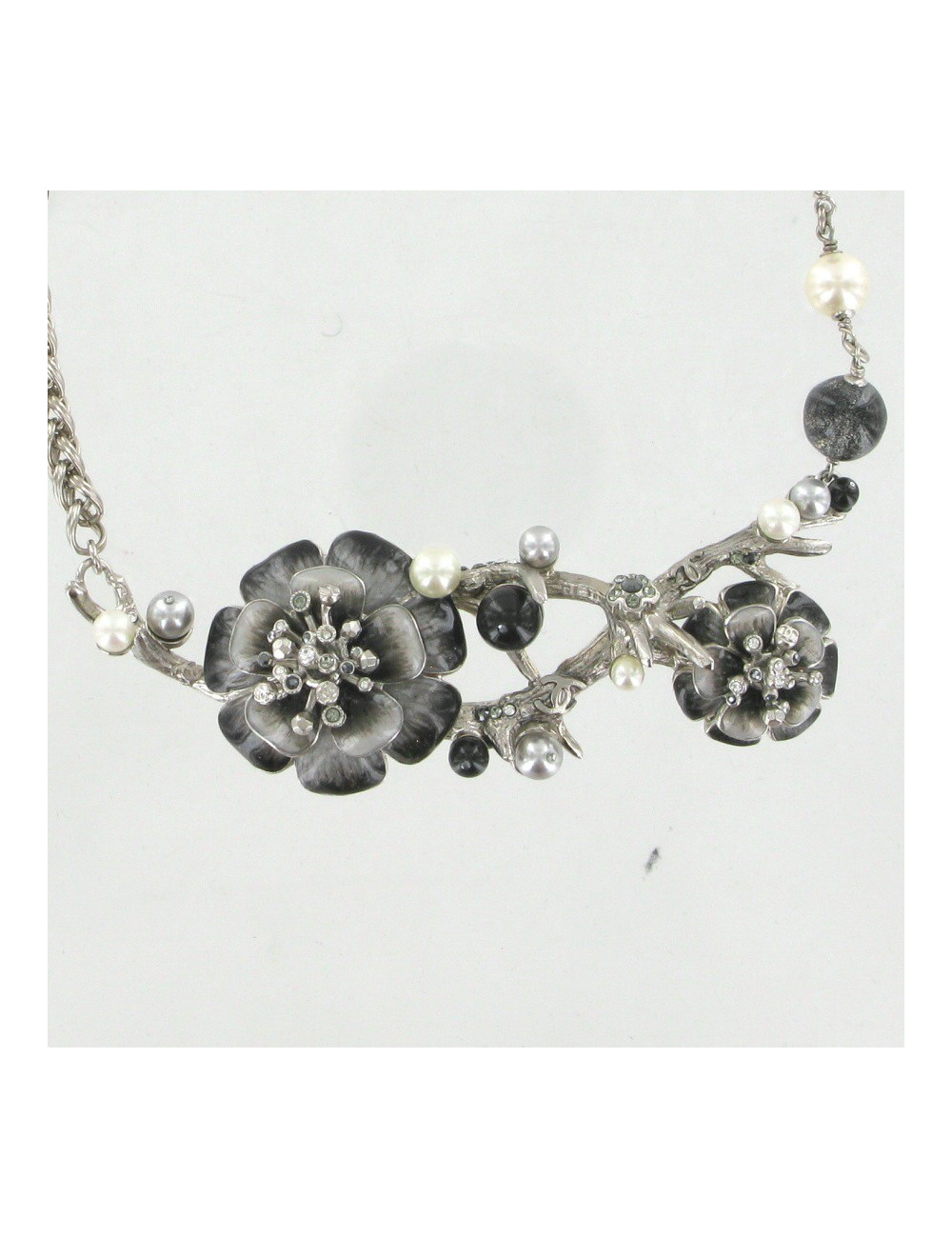 Collier CHANEL branches et camélias