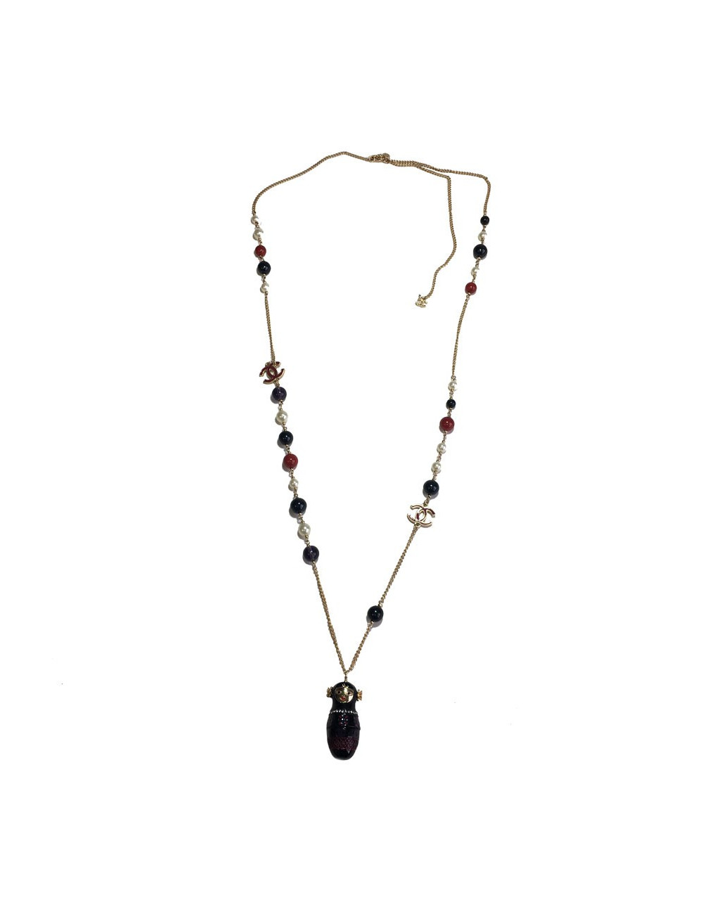 Sautoir CHANEL "Paris-Moscou" pendentif poupée russe et perles multicolores
