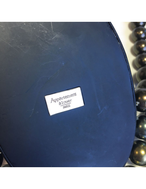 Collier APPARTEMENT A LOUER perles et pendentif noir et bronze