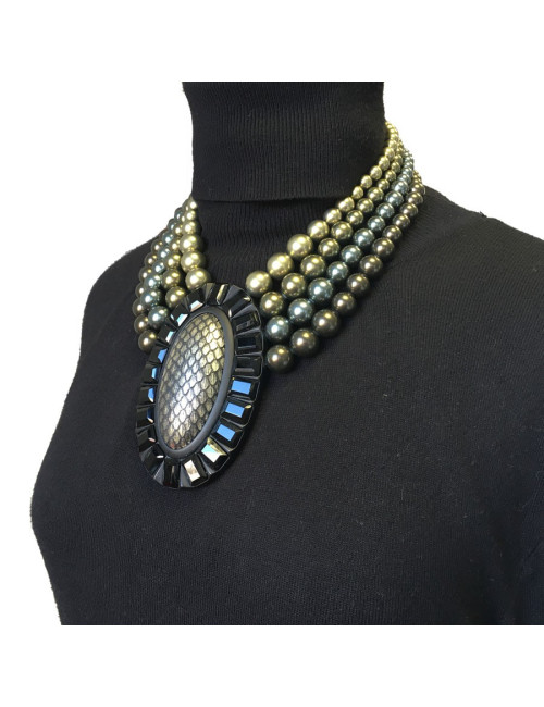Collier APPARTEMENT A LOUER perles et pendentif noir et bronze