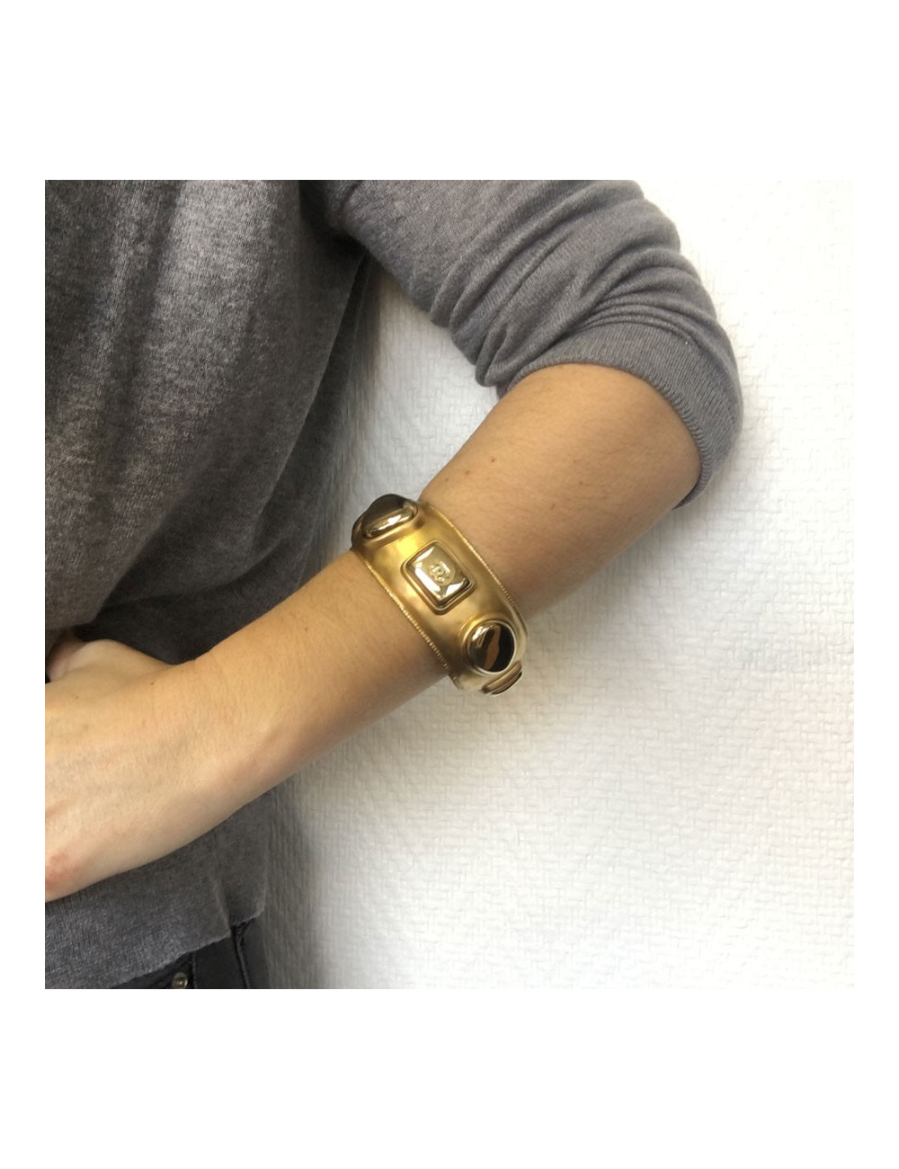 Bracelet CHANEL Vintage en métal doré