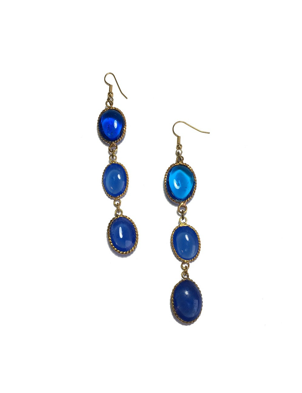 Boucles d'oreille clous pendants  MARGUERITE DE VALOIS en pâte de verre bleue