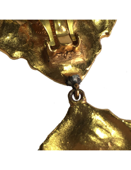 CHANEL vintage pendant earrings in gold-plated metal and pearls