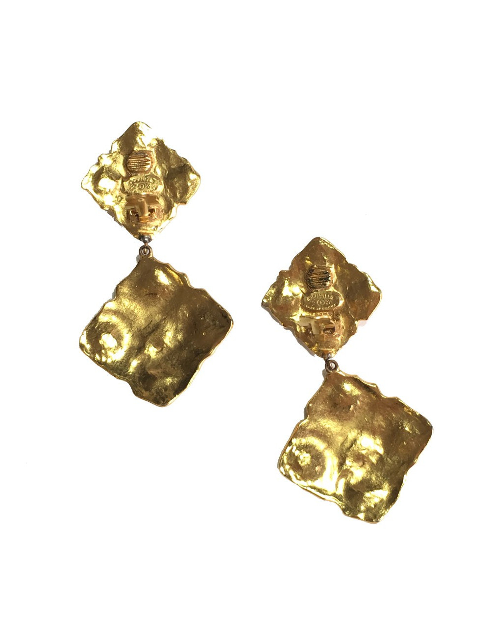 CHANEL vintage pendant earrings in gold-plated metal and pearls