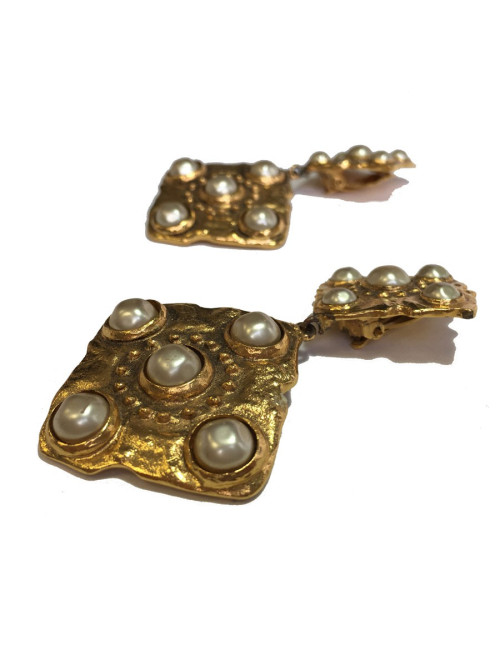 CHANEL vintage pendant earrings in gold-plated metal and pearls