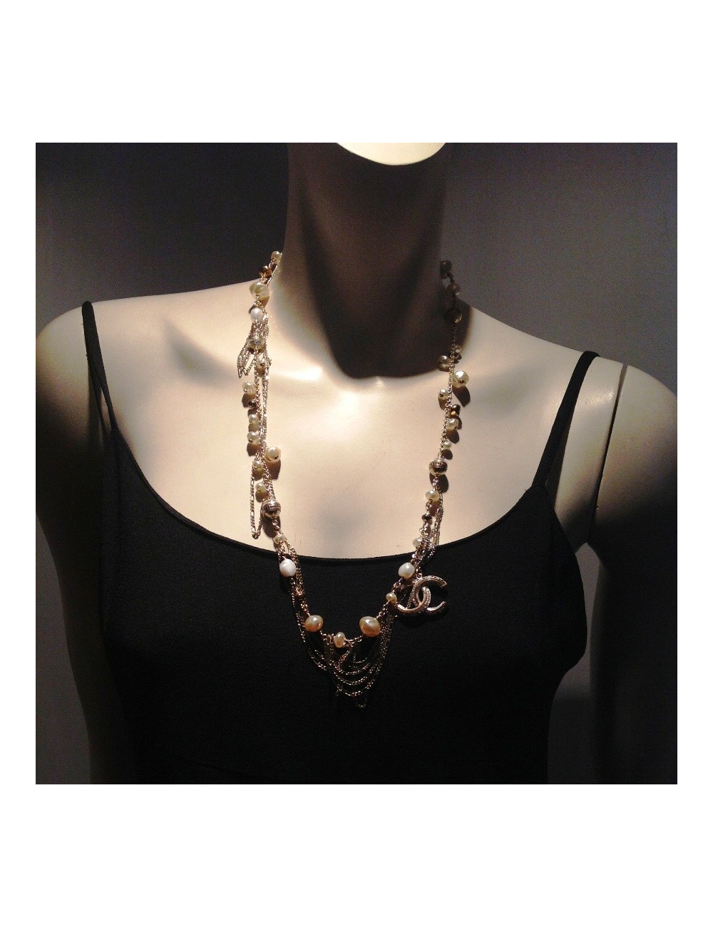 Sautoir CHANEL perles et chaînes 