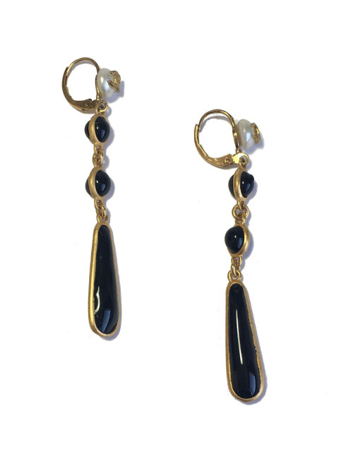 CHANEL pendant studs in gilded metal, black glass paste and pearl 