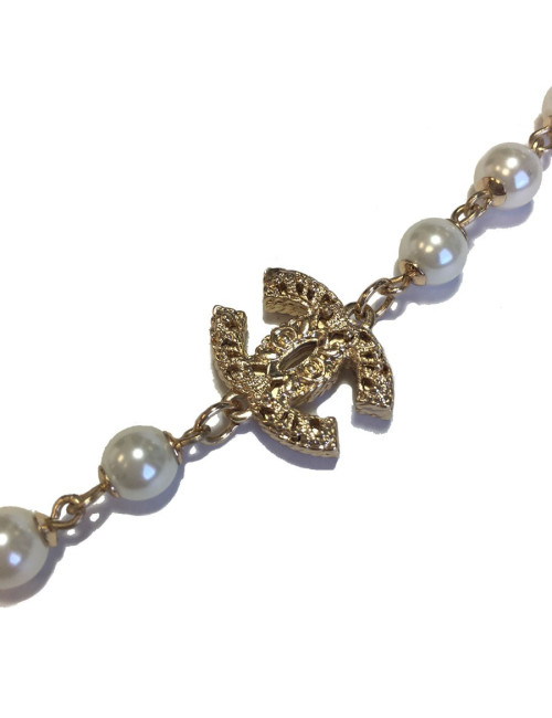 Sautoir CHANEL perles nacrées et double C doré