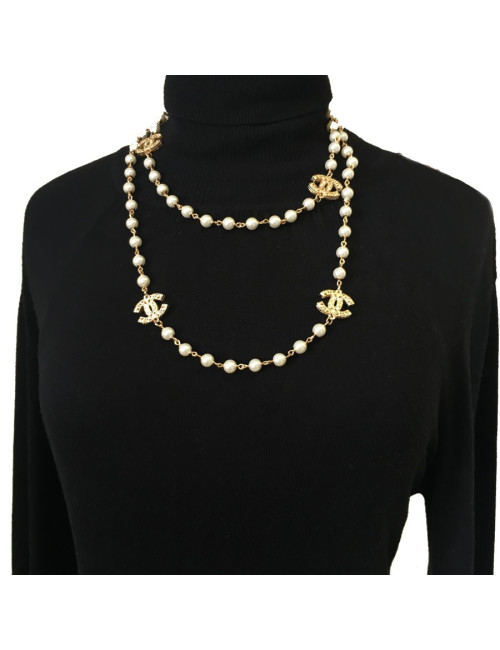 Sautoir CHANEL perles et doré