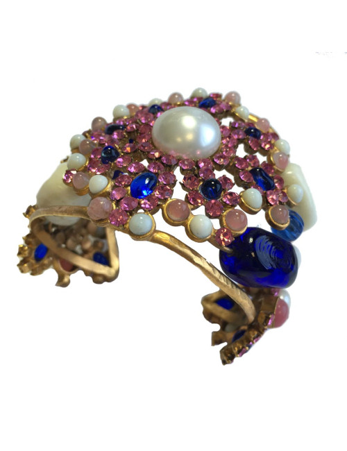 Manchette MARGUERITE de VALOIS byzantine en métal doré, pâte de verre, strass et perle nacrée