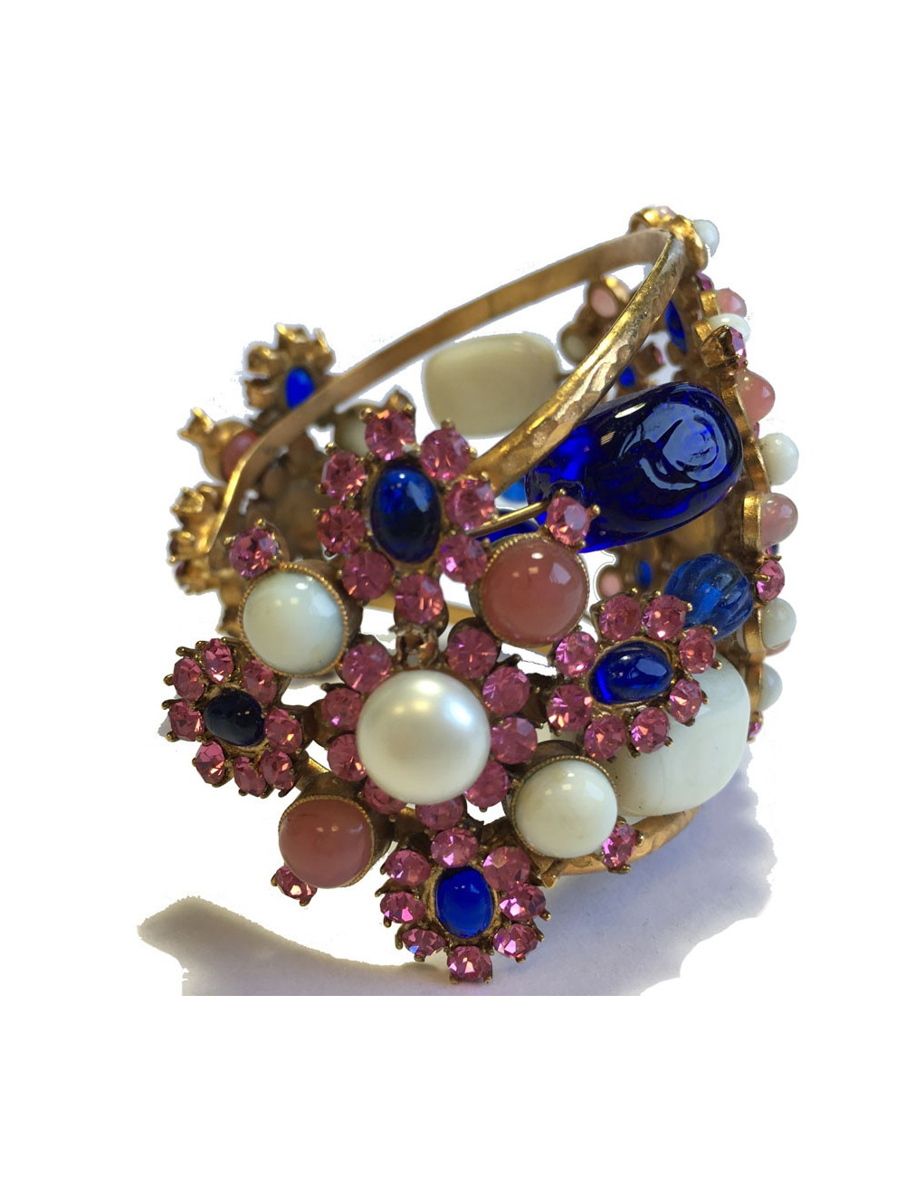 Manchette MARGUERITE de VALOIS byzantine en métal doré, pâte de verre, strass et perle nacrée