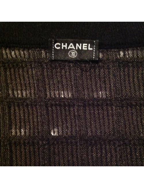 Gilet CHANEL en cachemire brodé de sequins noirs