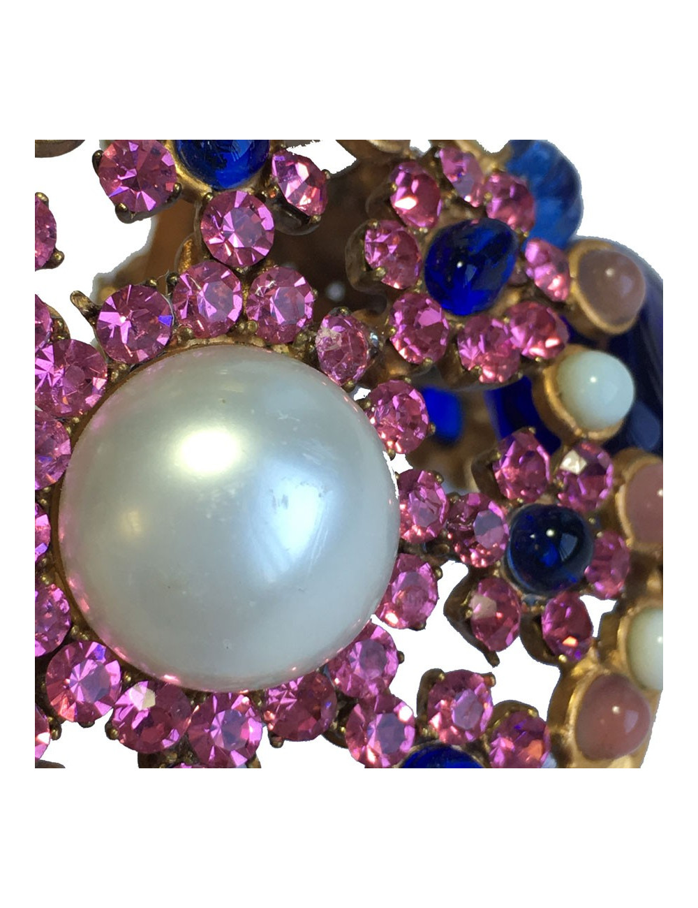 Manchette MARGUERITE de VALOIS byzantine en métal doré, pâte de verre, strass et perle nacrée