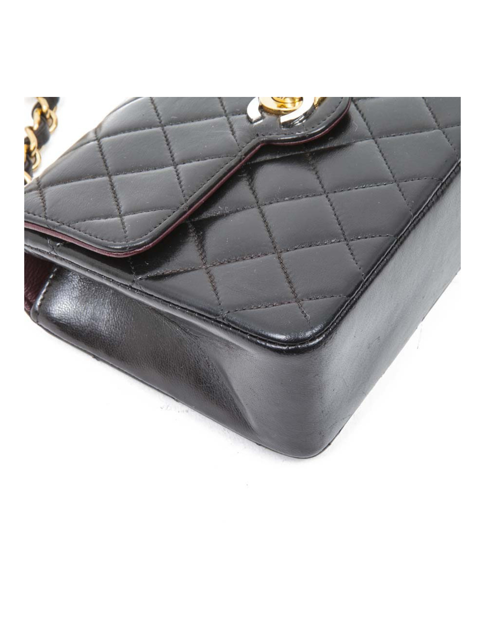 Mini sac CHANEL cuir d'agneau lisse matelassé noir