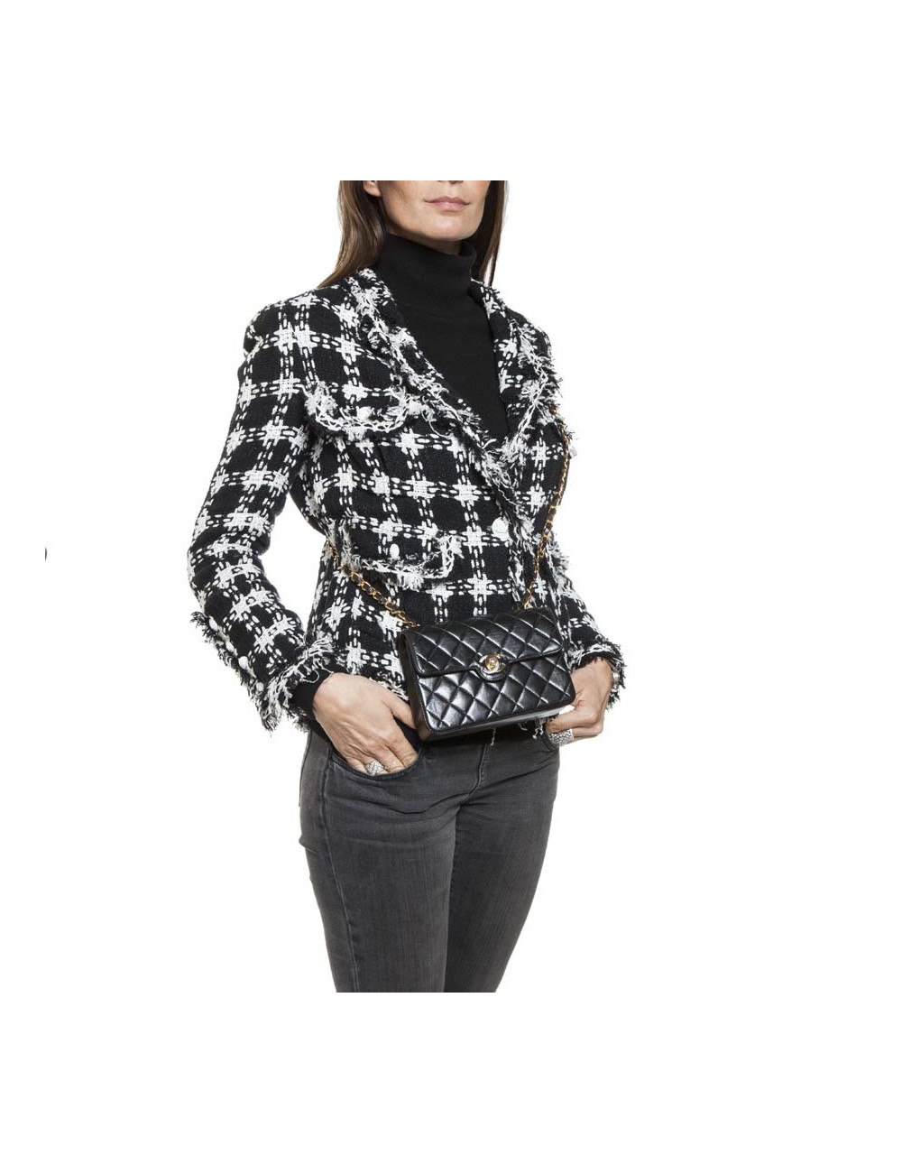 Mini sac CHANEL cuir d'agneau lisse matelassé noir