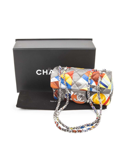 Sac CHANEL en soie motifs géométriques multicolores