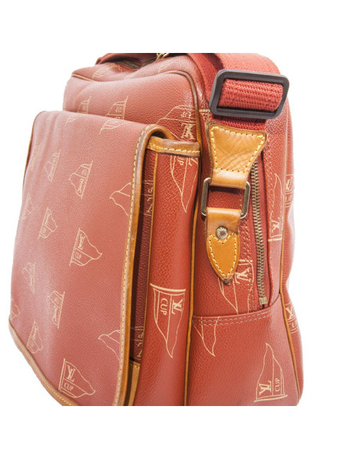 Sacoche LOUIS VUITTON "Cup"