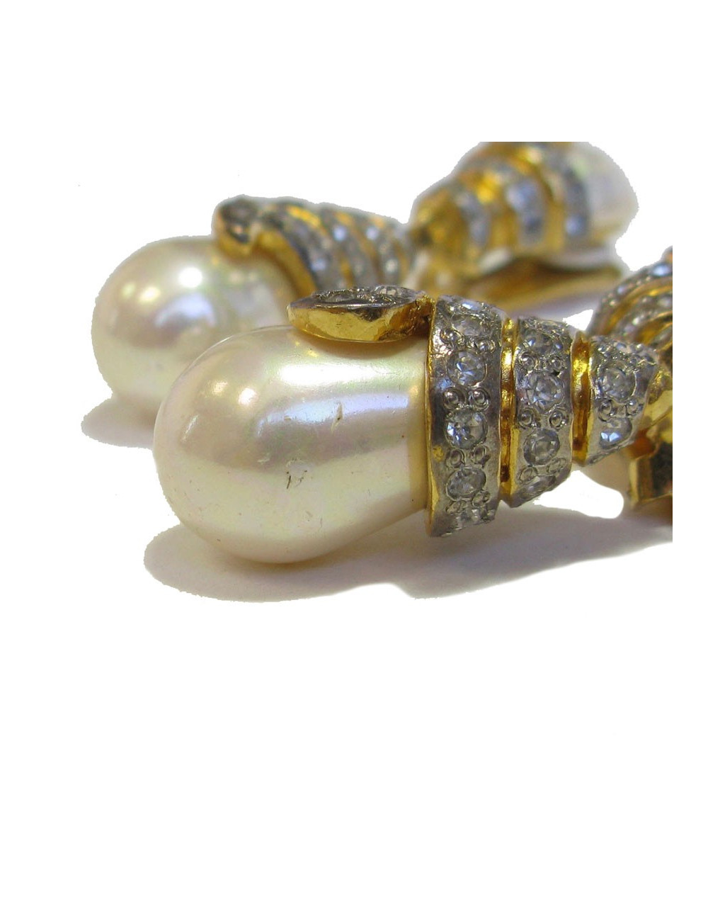 Boucles d'oreille clips VOGUE BIJOUX en métal doré, strass et perles nacrées