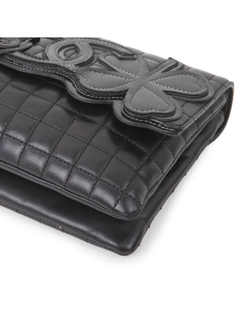 Wand CHANEL black quilted lambskin bag