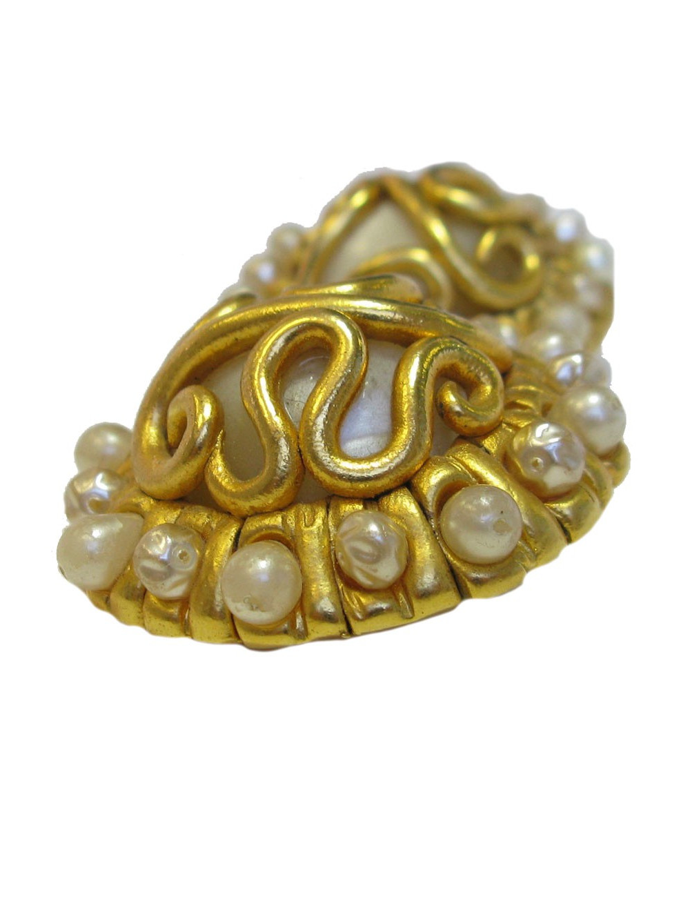  CHANEL vintage clip-on earrings in gilded metal, pearls 