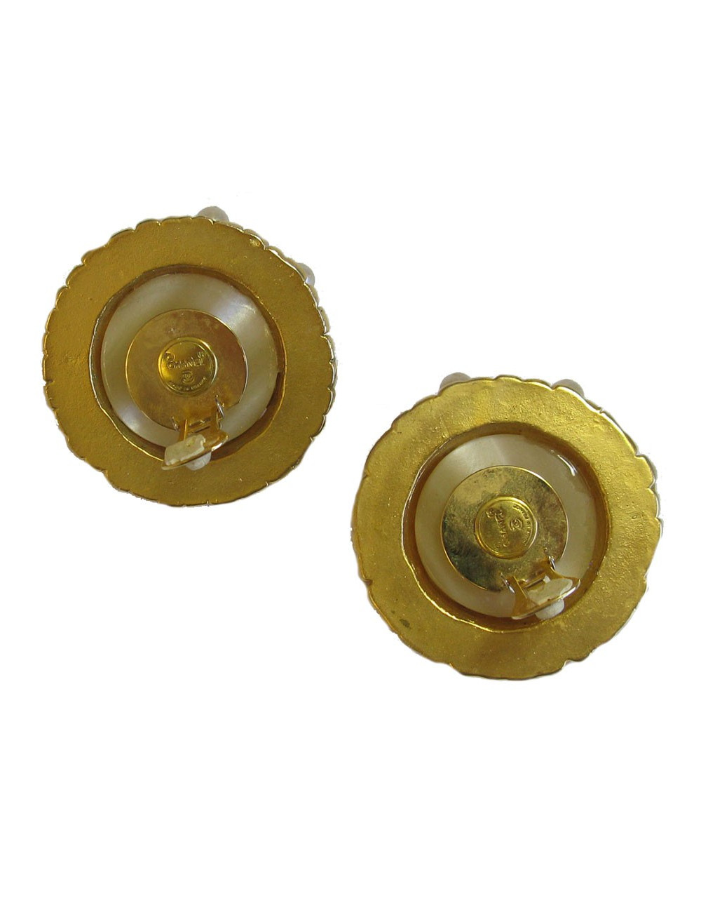  CHANEL vintage clip-on earrings in gilded metal, pearls 