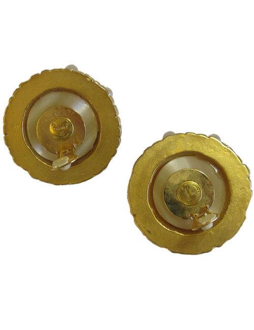  CHANEL vintage clip-on earrings in gilded metal, pearls 