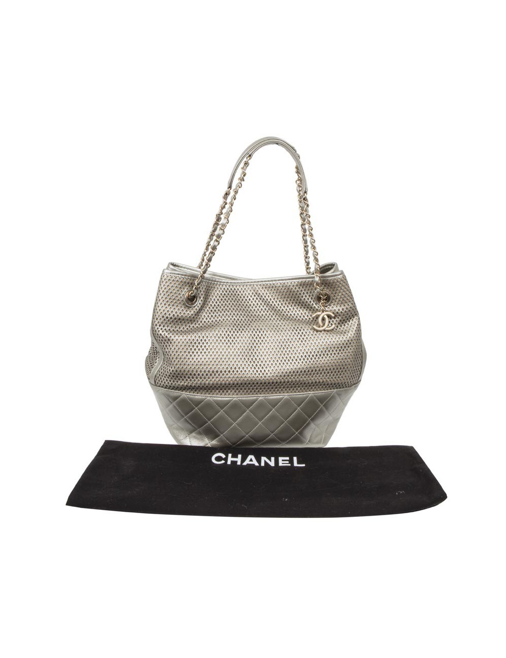 CHANEL quilted and perforated leather bag