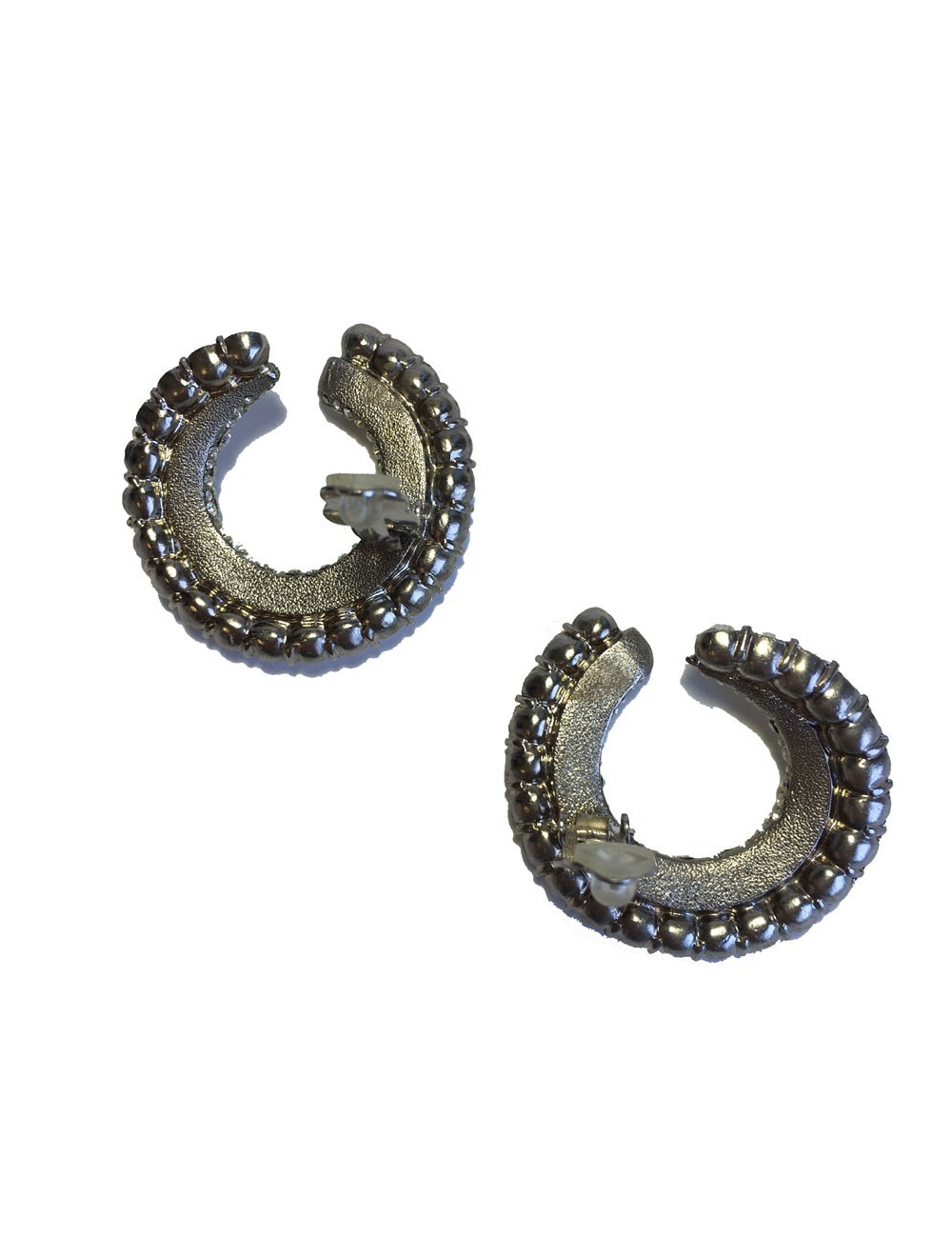 Boucles d'oreille clips en métal argenté et strass