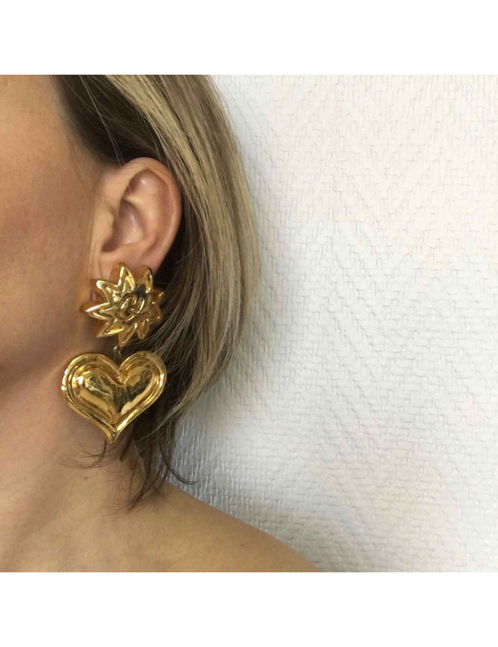 Boucles d'oreille clips CHRISTIAN LACROIX pendantes coeur