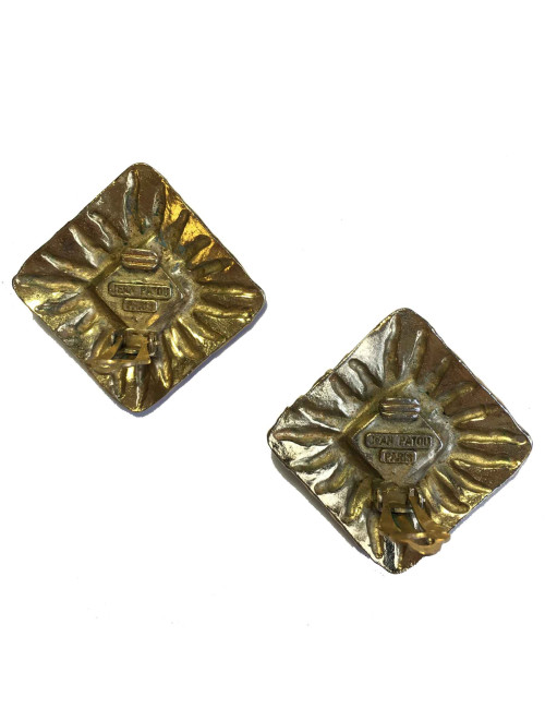 Boucles d'oreille clips JEAN PATOU en métal doré et pierre fantaisie jaune