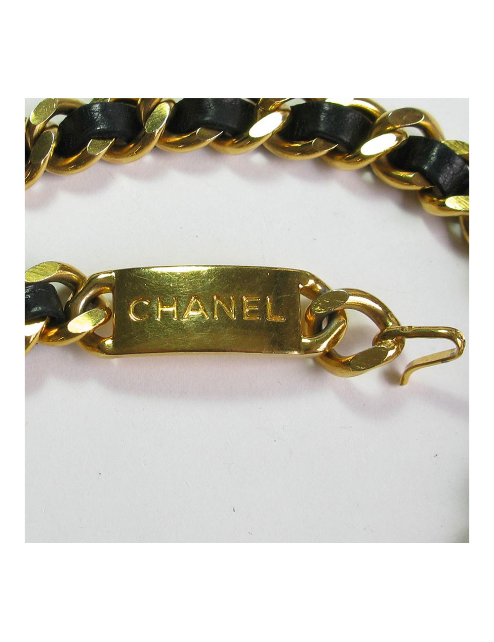 xxx Ceinture CHANEL en chaine dorée et cuir noir vintage 