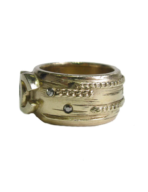 CHANEL ring in gilded metal with brilliants Size 54 FR