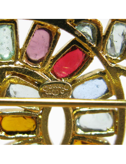 xxx Broche CHANEL dorée pâte de verre CC