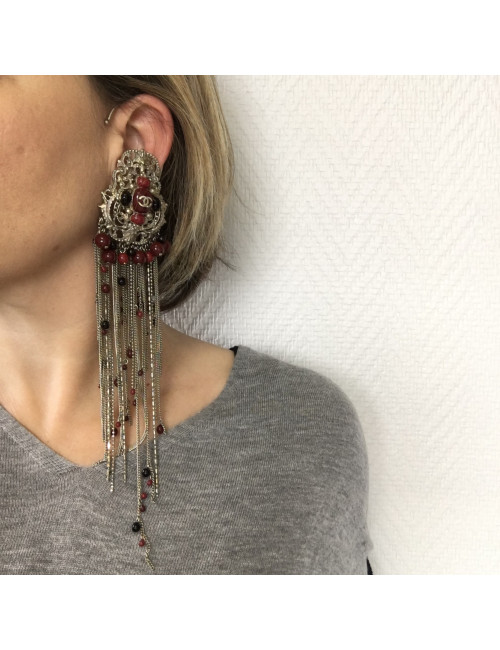 CHANEL "Paris-Bombay" clip-on earring