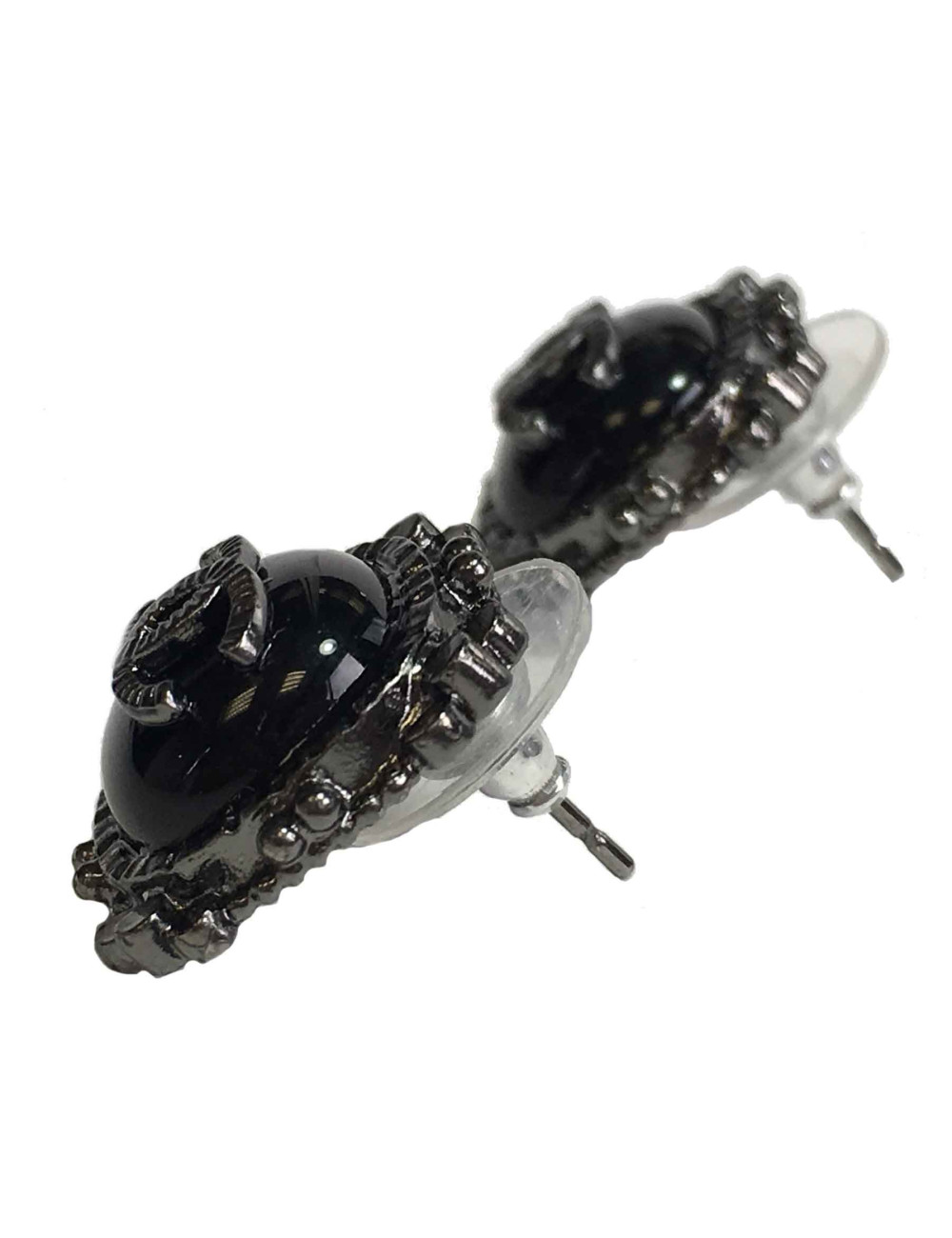 Boucles d'oreille clous CHANEL en ruthénium et résine noire