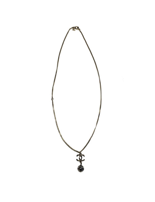 Collier CHANEL pendentif boule 