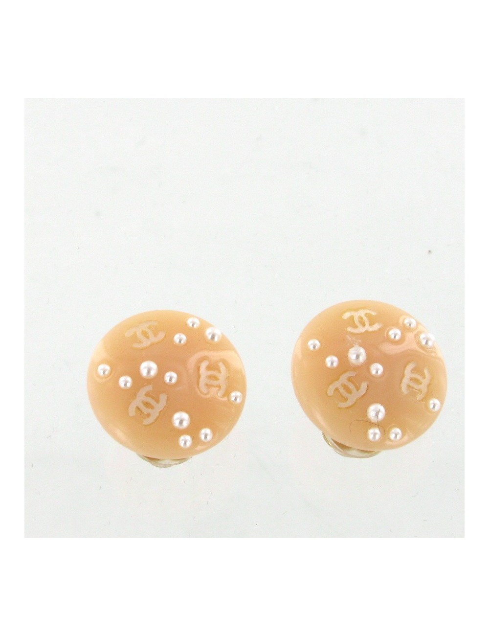 Clips oreilles CHANEL perles et CC 