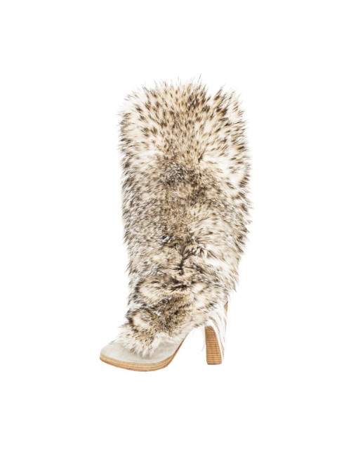 Unsigned high boots with heels covered with grey and white fox fur size 38