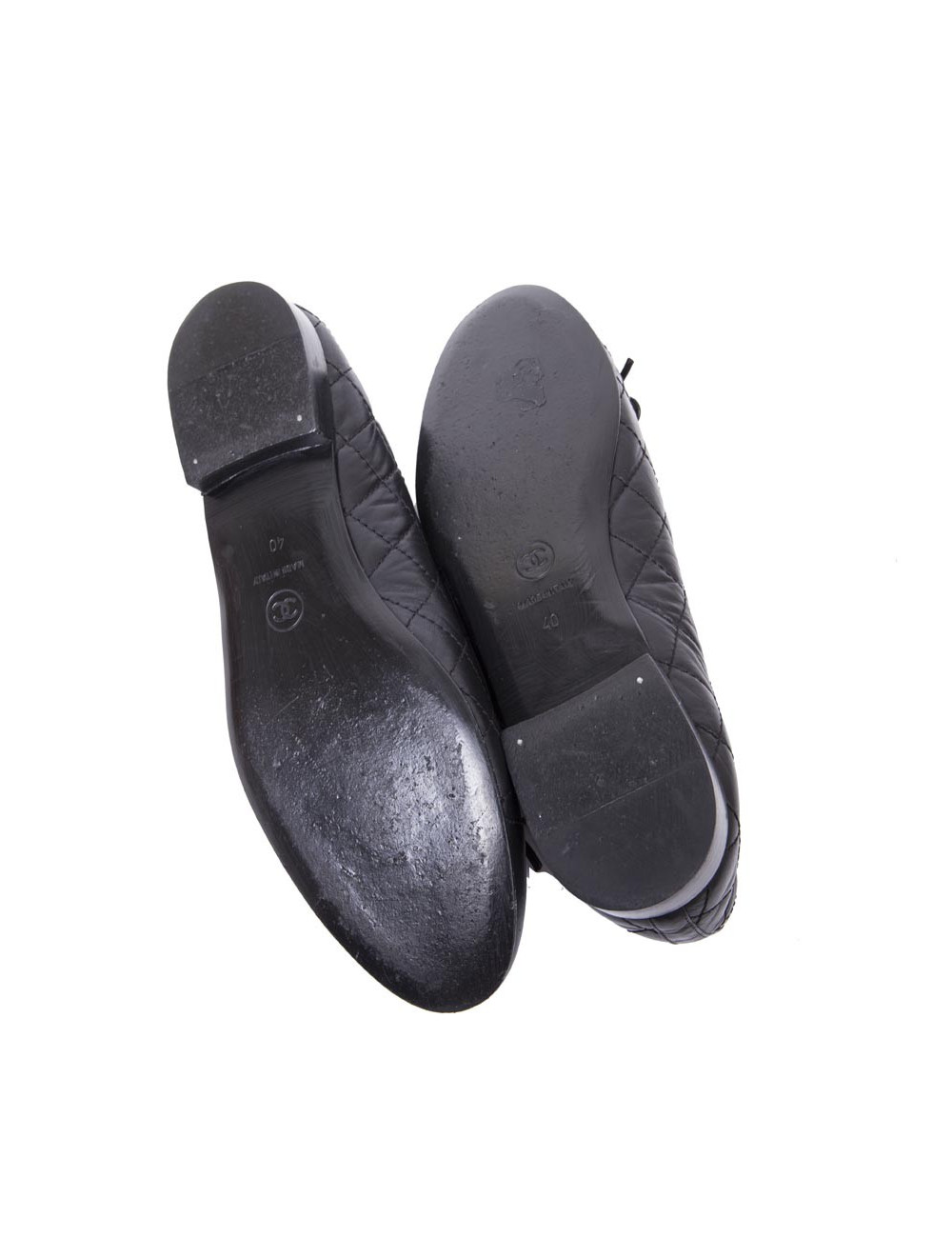 Ballérines CHANEL T 40 en cuir d'agneau noir matelassé