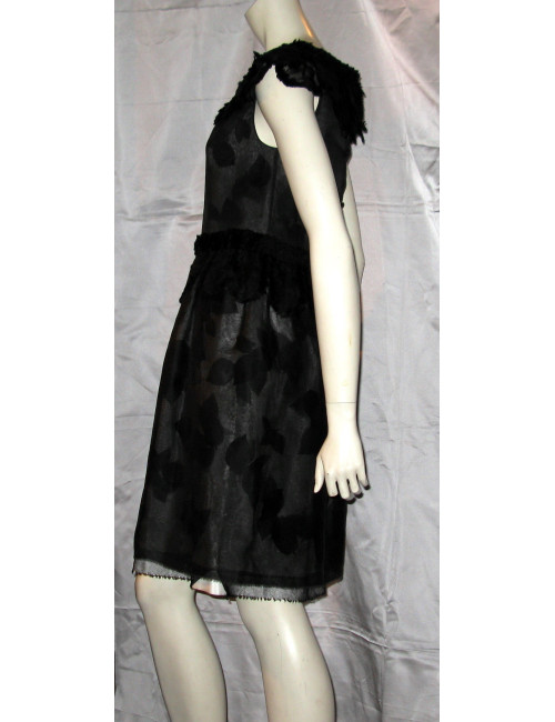 Robe CHANEl en soie et mousseline de soie noire T38