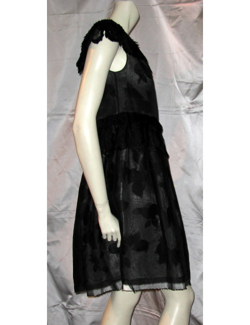 Robe CHANEl en soie et mousseline de soie noire T38