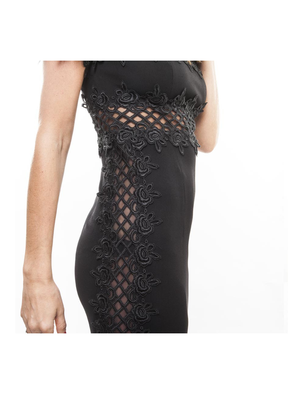 Robe JIKI T 38 longue noire avec borderies