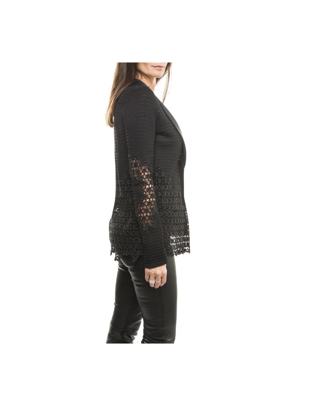 Long gilet  chanel t 38 noir et dentelle
