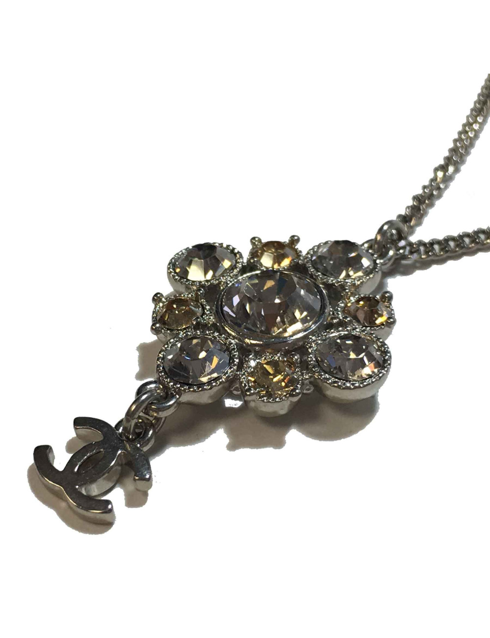 CHANEL chain necklace with pendant in silver metal, CC and rhinestones