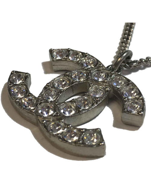 Collier CHANEL CC strass métal argenté