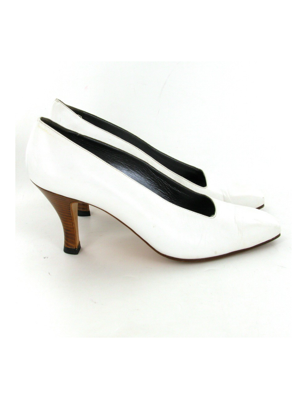 Escarpins CHRISTIAN DIOR T38 en cuir blanc vintage