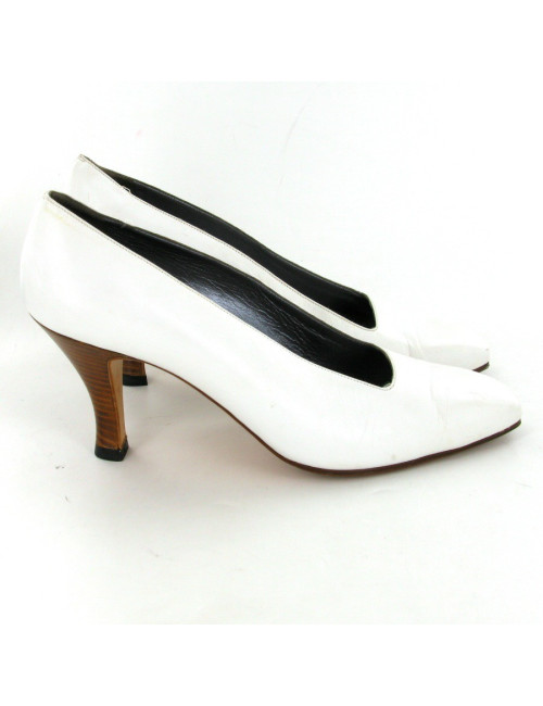 Escarpins CHRISTIAN DIOR T38 en cuir blanc vintage