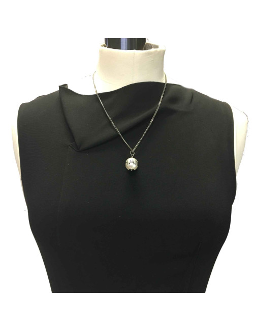 Collier CHANEL ruthénium et boule Chanel nacrée