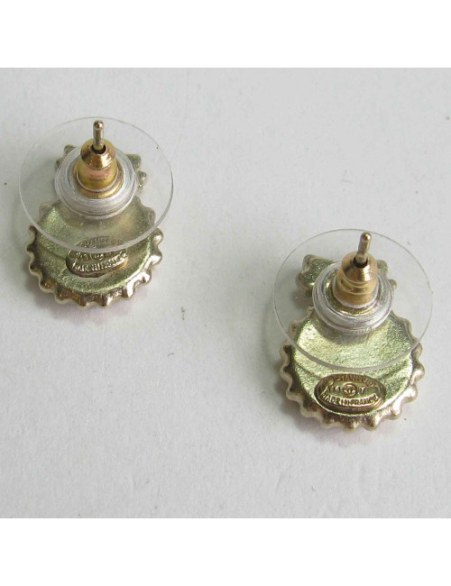Boucles d'oreilles clous CHANEL en métal doré petit CC noir