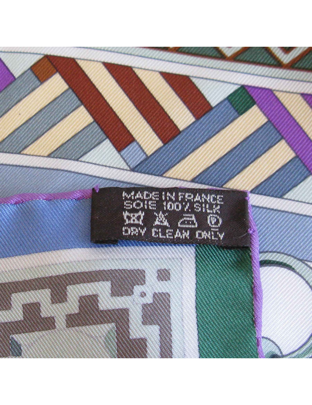 Carré HERMES Collier de Chien en soie multicolore